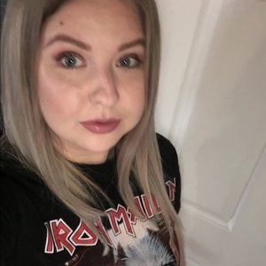 Meet your Posher, Tiffany